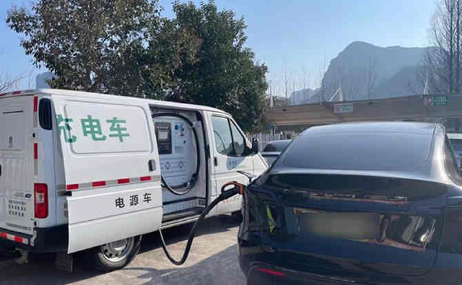 洋县汽车搭电