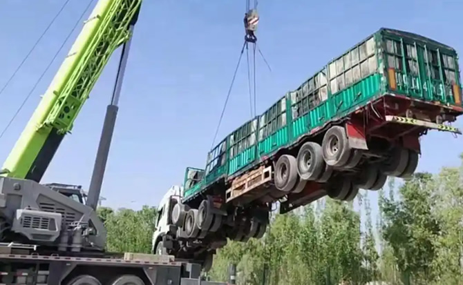 洋县道路脱困救援案例